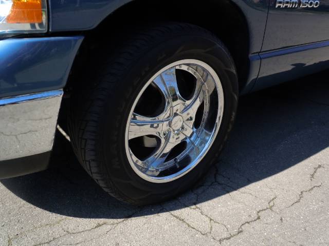 Dodge Ram Pickup 2004 photo 4