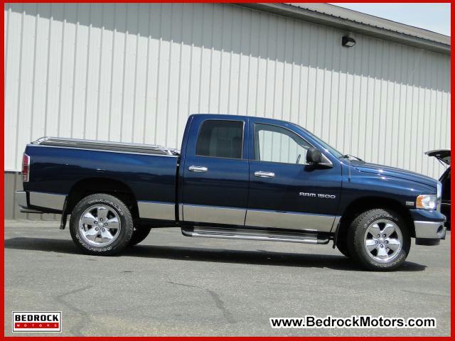 Dodge Ram Pickup 2004 photo 1