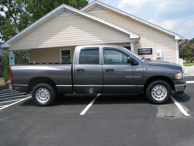 Dodge Ram Pickup 2004 photo 3