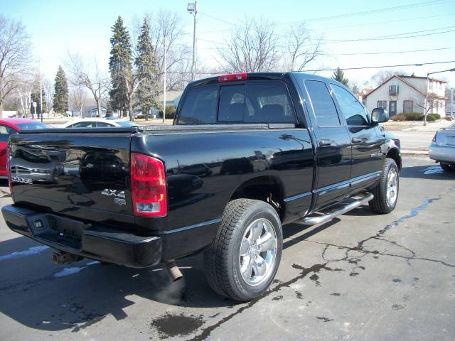 Dodge Ram Pickup 2004 photo 4