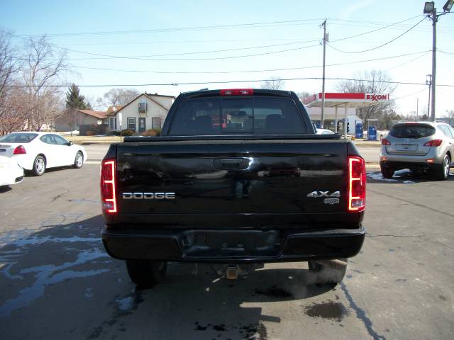 Dodge Ram Pickup 2004 photo 5