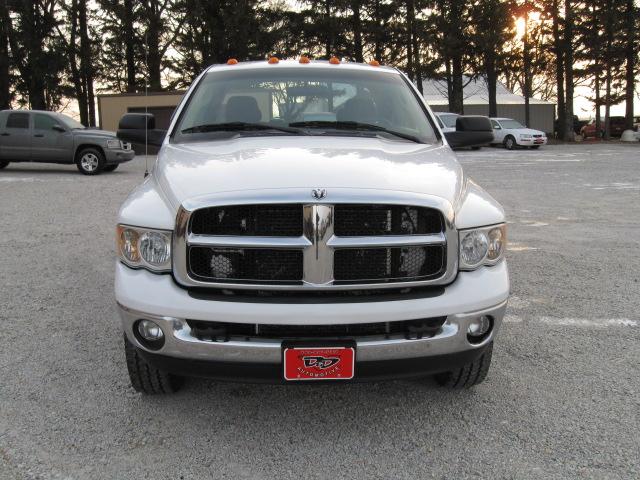 Dodge Ram Pickup 2004 photo 4