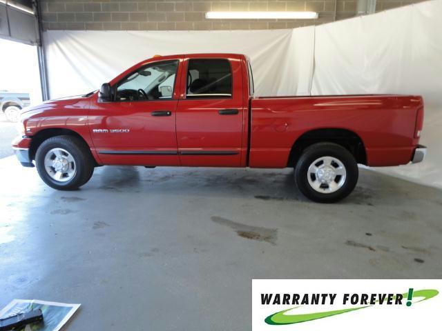 Dodge Ram Pickup 2004 photo 2