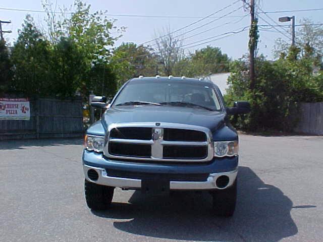 Dodge Ram Pickup 2004 photo 1