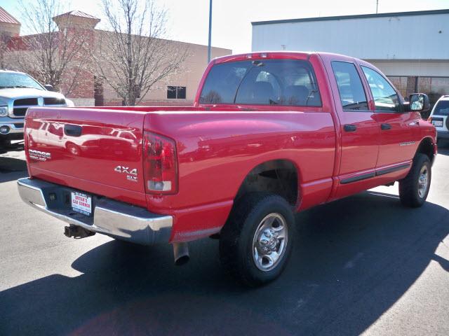 Dodge Ram Pickup 2004 photo 1