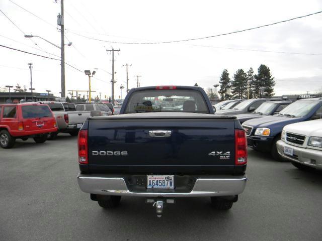 Dodge Ram Pickup 2004 photo 1