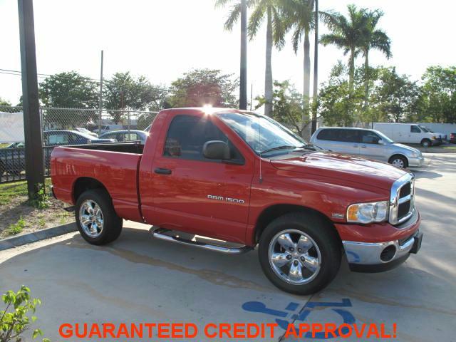 Dodge Ram Pickup 2004 photo 3