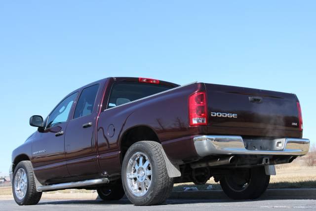 Dodge Ram Pickup 2004 photo 4