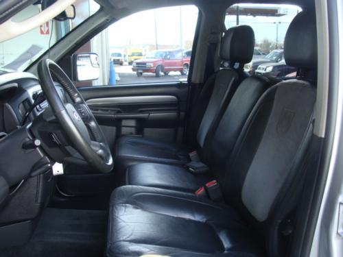 Dodge Ram Pickup 2004 photo 4