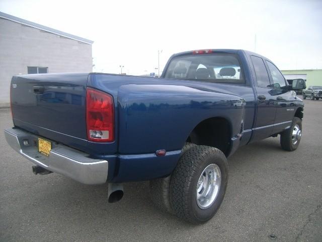 Dodge Ram Pickup 2005 photo 1