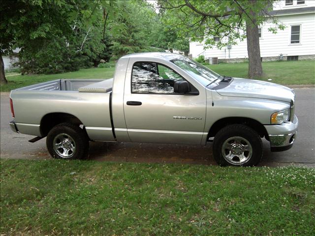 Dodge Ram Pickup SLT Pickup