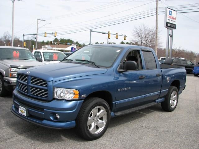 Dodge Ram Pickup 2005 photo 3