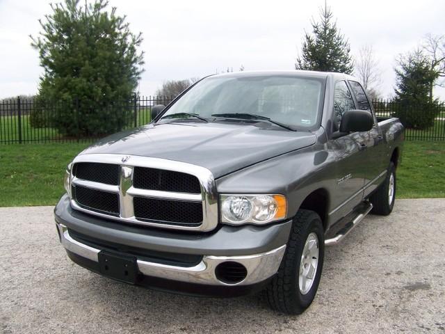 Dodge Ram Pickup 2005 photo 3