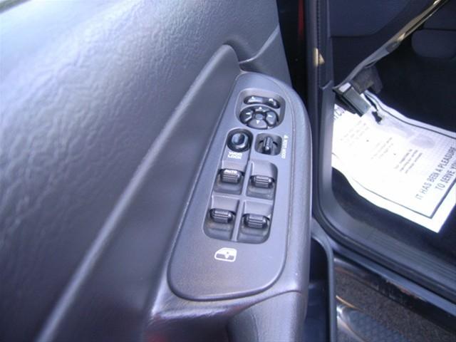 Dodge Ram Pickup 2005 photo 3