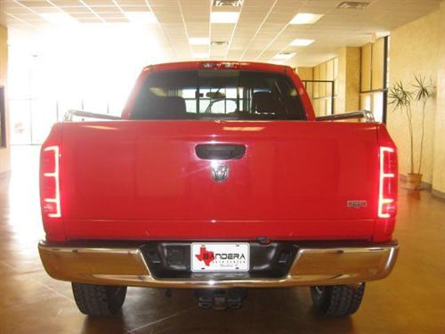 Dodge Ram Pickup 2005 photo 5