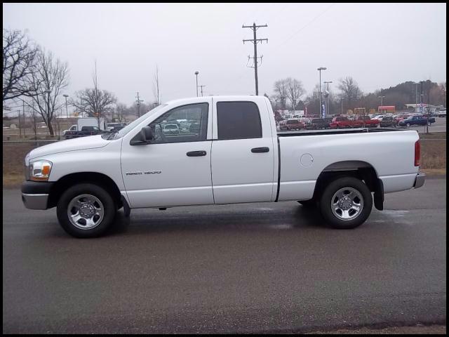 Dodge Ram Pickup 2006 photo 3