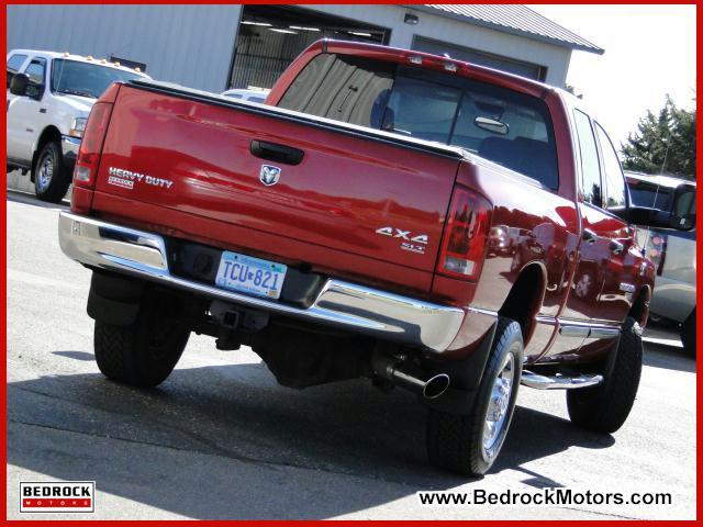 Dodge Ram Pickup 2006 photo 2