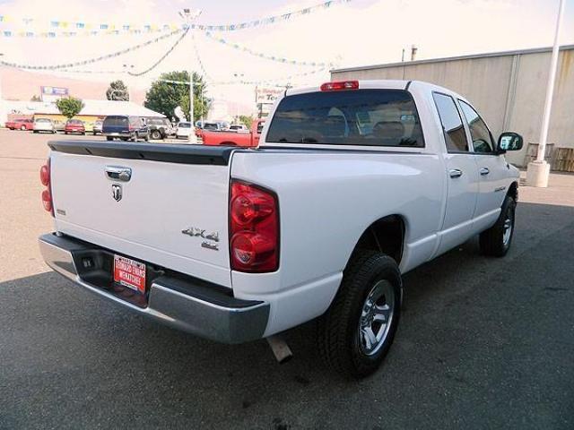 Dodge Ram Pickup 2007 photo 2