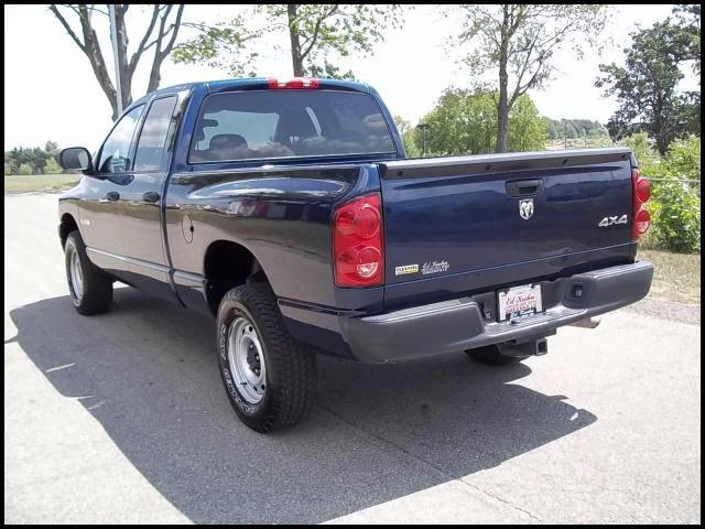 Dodge Ram Pickup 2008 photo 4