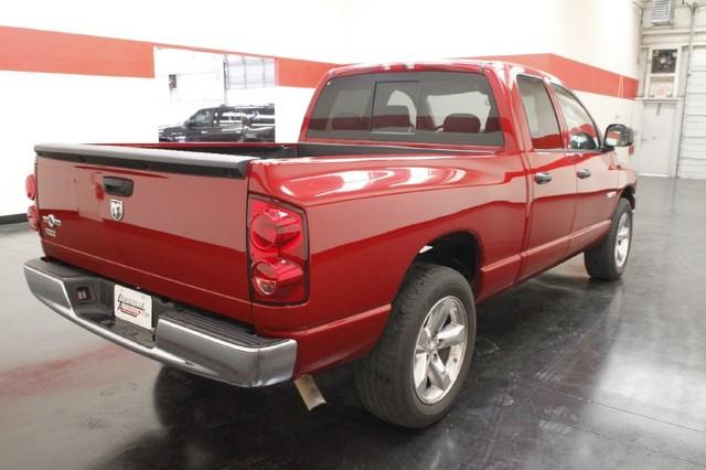 Dodge Ram Pickup 2008 photo 4
