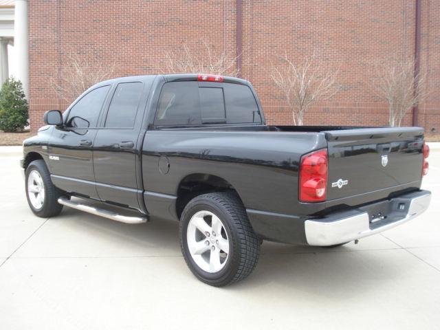 Dodge Ram Pickup 2008 photo 2
