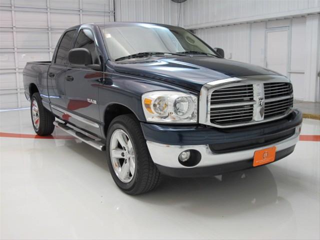 Dodge Ram Pickup 2008 photo 2