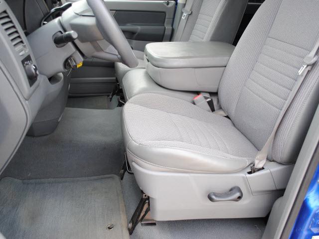 Dodge Ram Pickup 1500 Crew Cab Pickup