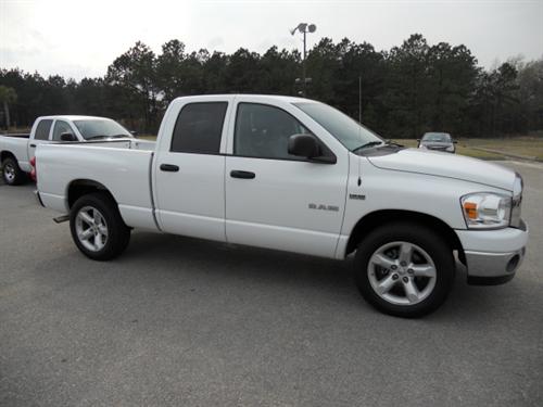 Dodge Ram Pickup 2008 photo 1