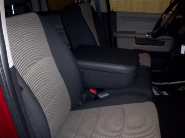 Dodge Ram Pickup 2011 photo 5