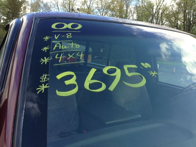 Dodge Ram Pickup 1500 2000 photo 3