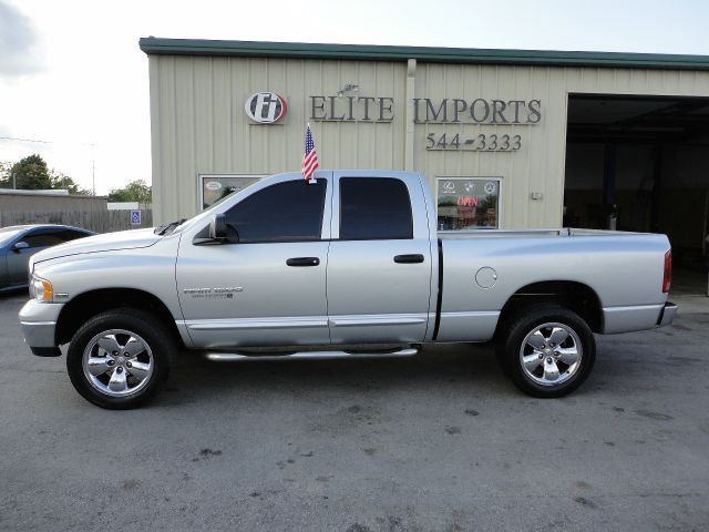 Dodge Ram Pickup 1500 2005 photo 1