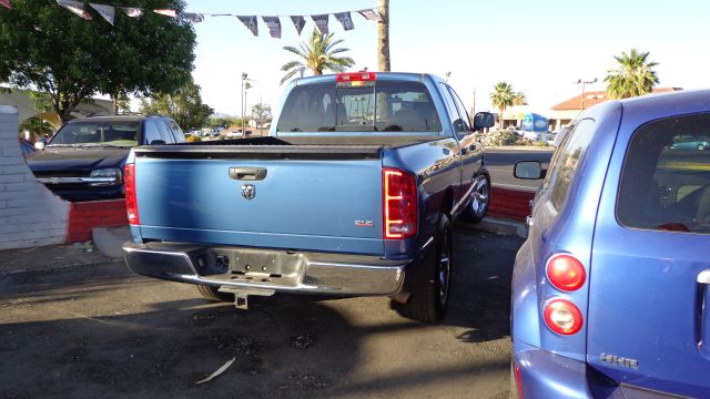 Dodge Ram Pickup 1500 2006 photo 2