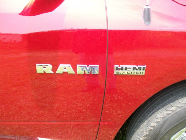 Dodge Ram Pickup 1500 2010 photo 1