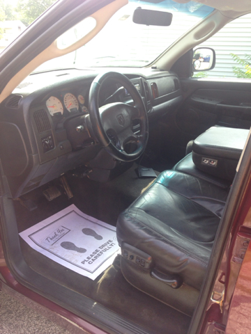 Dodge Ram Pickup 2500 2003 photo 2