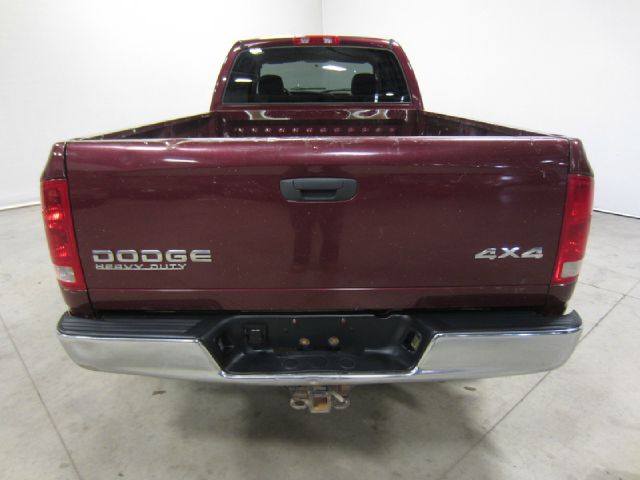 Dodge Ram Pickup 2500 2003 photo 3