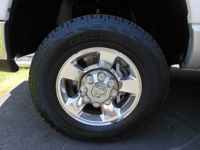 Dodge Ram Pickup 2500 2006 photo 1