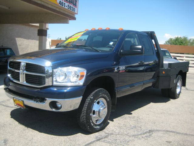 Dodge Ram Pickup 3500 2007 photo 3