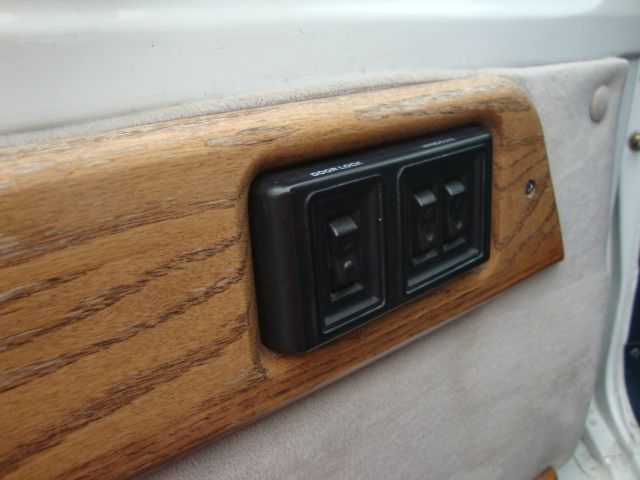 Dodge Ram Van 1996 photo 3