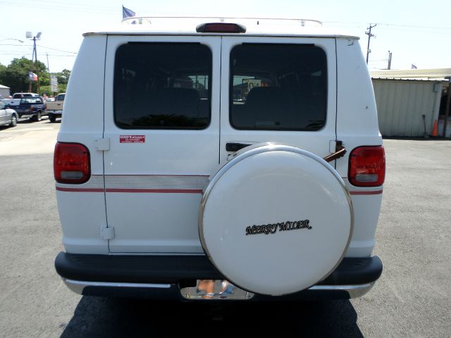 Dodge Ram Van 1996 photo 15