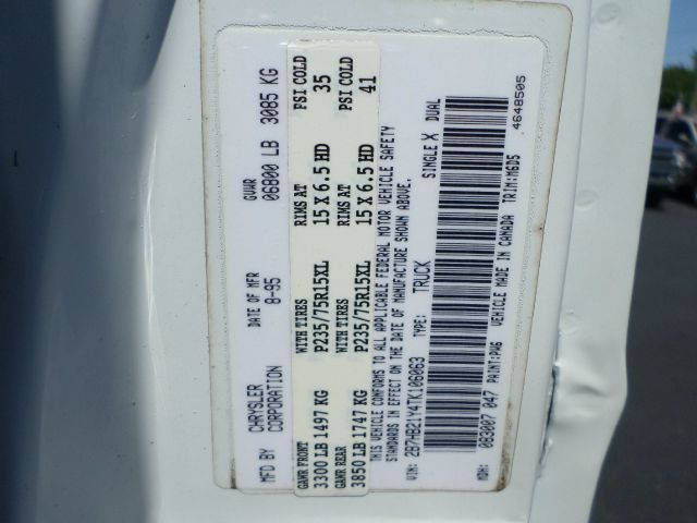 Dodge Ram Van 1996 photo 17