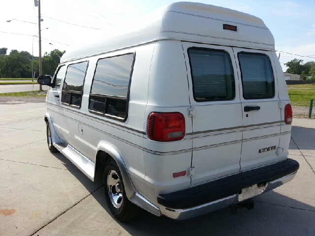 Dodge Ram Van GL I4 Manual Passenger Van