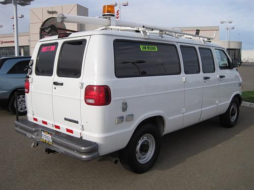 Dodge Ram Van 1999 photo 4