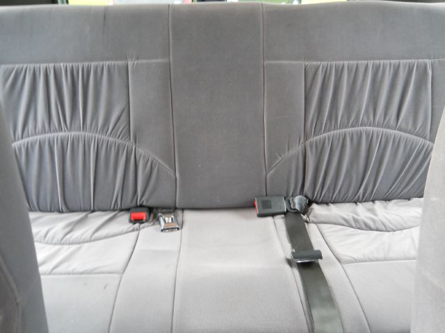 Dodge Ram Van 1999 photo 21