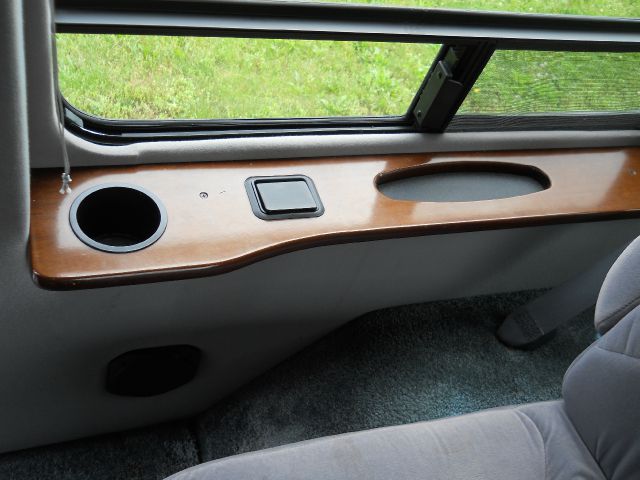 Dodge Ram Van 1999 photo 9