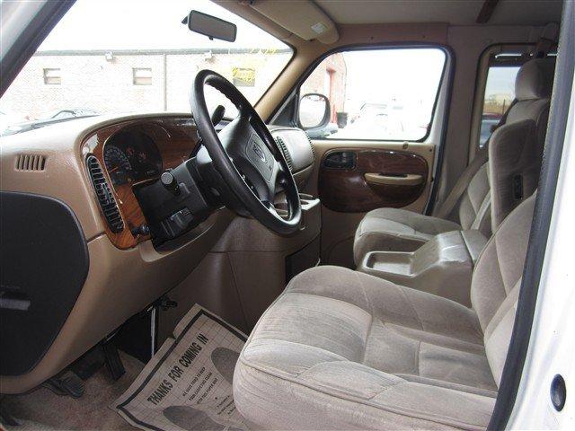 Dodge Ram Van 1999 photo 4