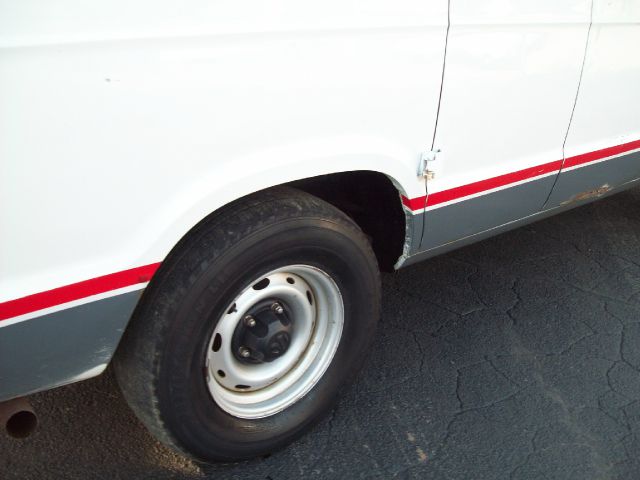 Dodge Ram Van 1999 photo 0