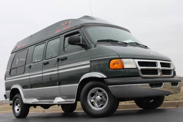 Dodge Ram Van 1999 photo 5