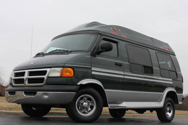 Dodge Ram Van 1999 photo 3