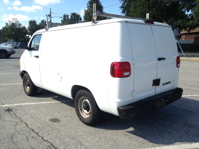 Dodge Ram Van 1999 photo 4