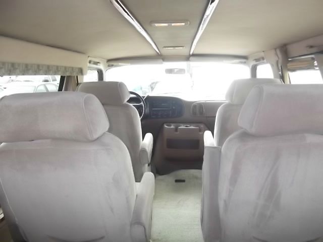 Dodge Ram Van 1999 photo 18